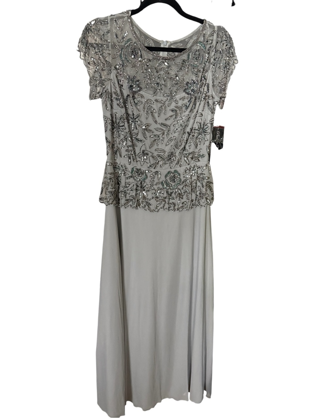 Pisarro Nights Embellished Silver Evening Gown NWT SIZE 8